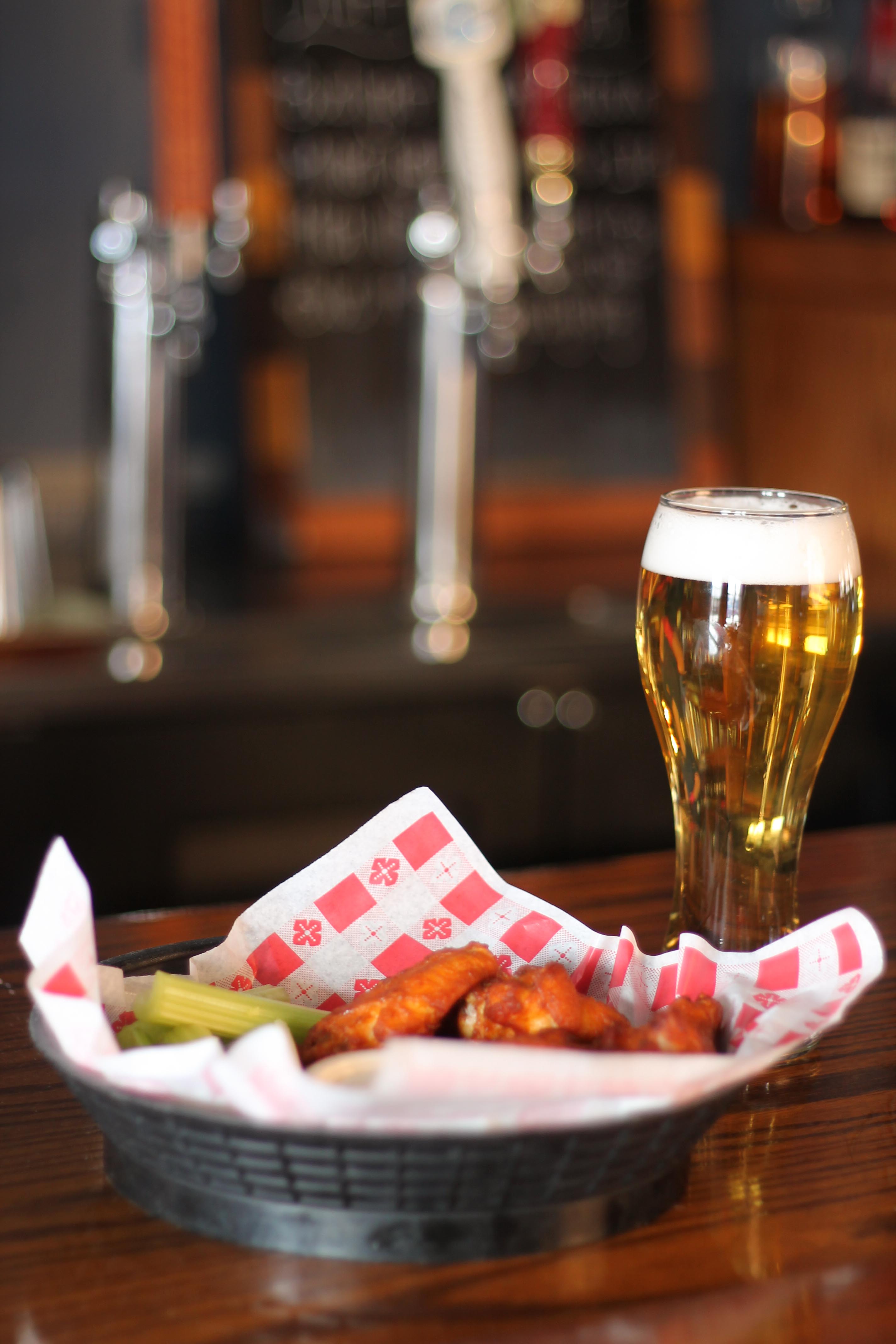 beer and wings